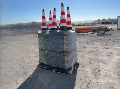Quantity of (250) 2025 TL C-90 Lote de Conos de Trafico (Sin Usar) / Traffic Cones (Unused)