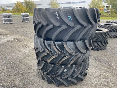 Quantity of (3) Vredestein 600/65R28 TL 147 D Pneus Tires