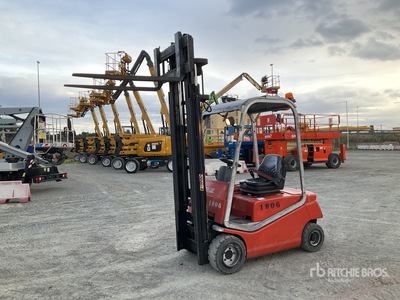 2006 BT TRUCK C4E180 Electric Forklift