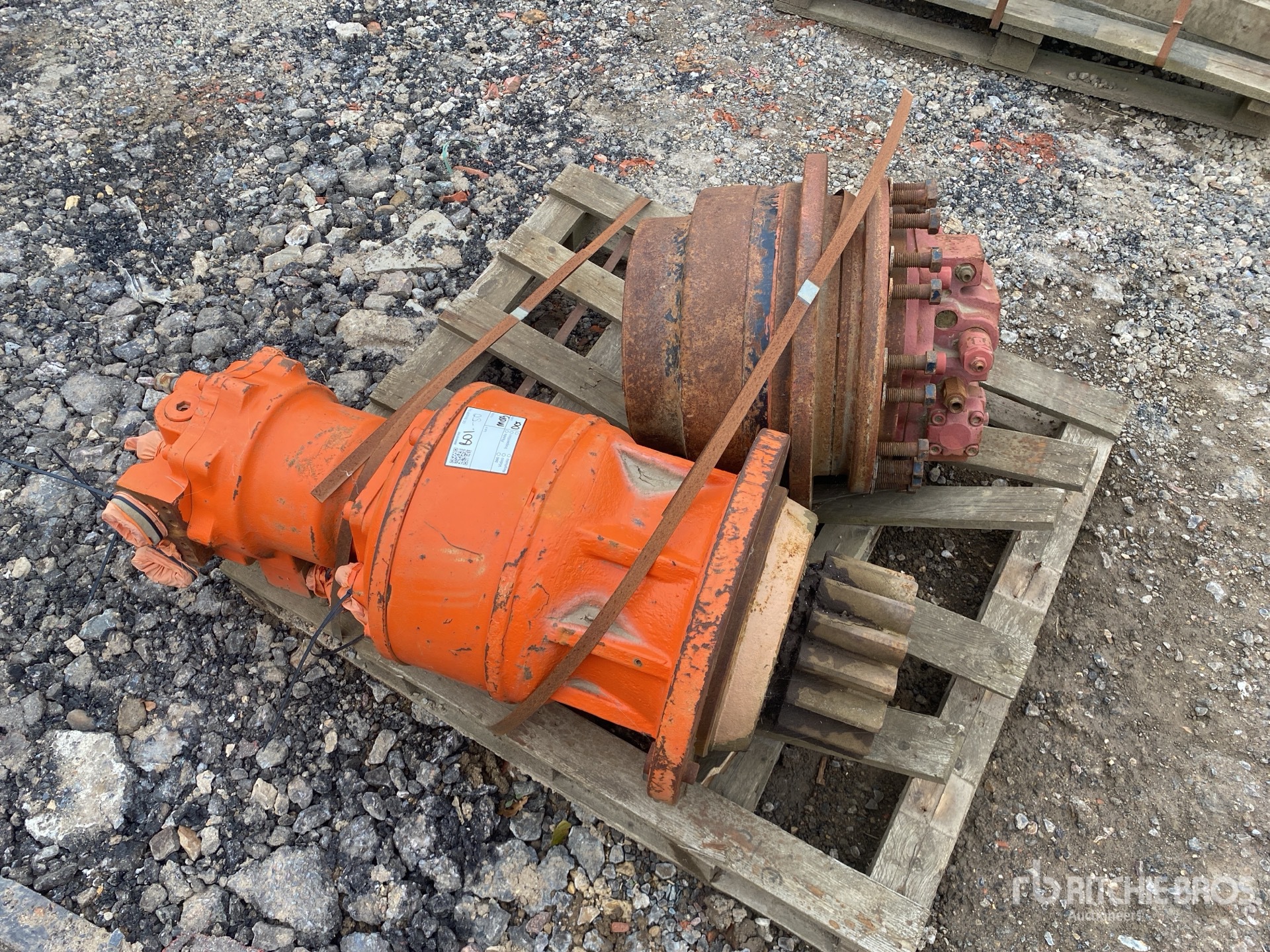 Quantity of Excavator Parts その他 - 機械部品