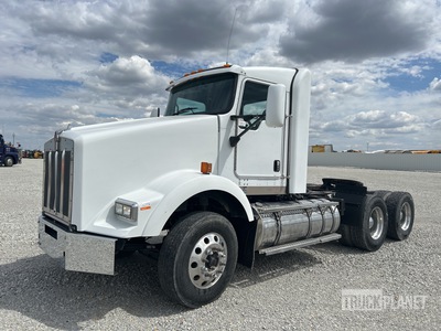 2014 Kenworth T800 6x4 3-Achs Sattelzugmaschine
