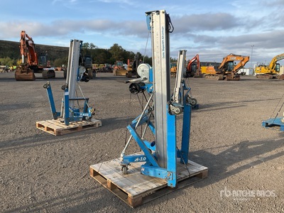 Genie Material Hoist