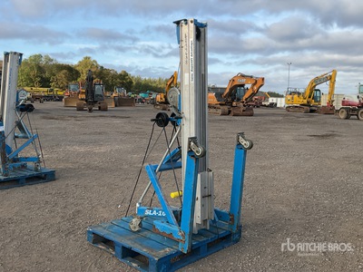 Genie Material Hoist