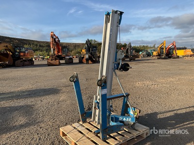 Genie Material Hoist