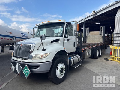2017 International 7400 6x4 Cylinder Pallet Flatbed Truck