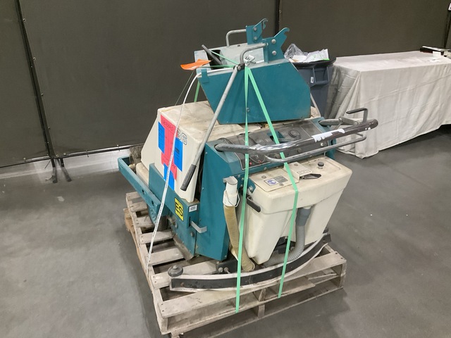 Tennant 186 Floor Sweeper