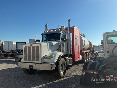 2014 Peterbilt 367 8x6 شاحنة شفط و حفر (Inoperable)