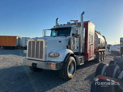 2014 Peterbilt 367 Camion excavateur par aspiration