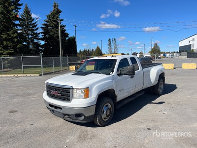 2011 GMC 3500 SLE 4x4 Extended Cab Pickup