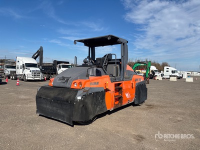 Hamm GRW280 8 Wheel Pneumatic Roller