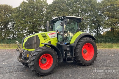 2015 Claas Axion 810 CMatic 4WD Tractor