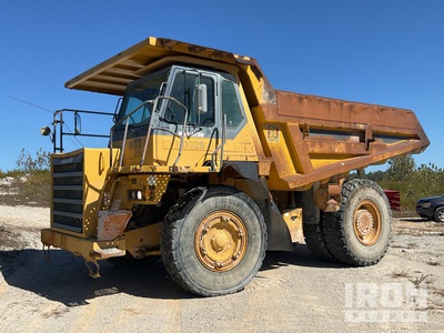 Komatsu HD325-6 Haul Truck