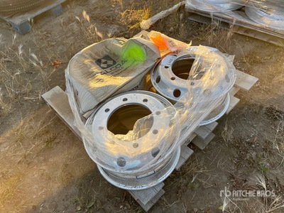 Quantity of (3) 6.75 x 17.5 Rims