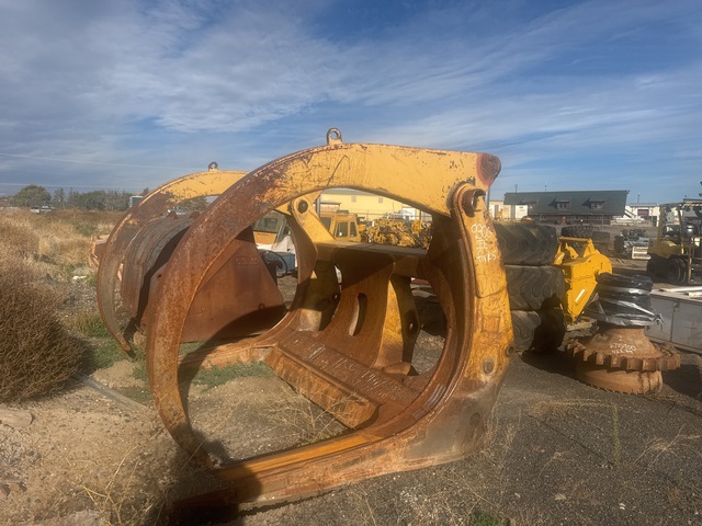 108 in Wheel Loader Grapple Forks- Fits Cat 980G