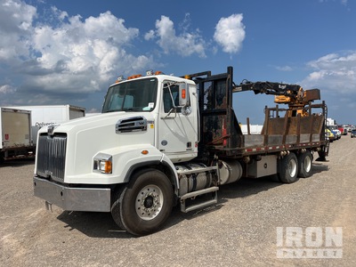 2014 Western Star 4700SB 6x4 Self-Loading Grapple Truck
