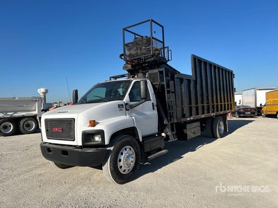 Articulated Boom on 2008 GMC 8500 4x2 Grapple Truck