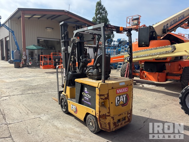 MONTACARGAS ELéCTRICO 2019 CATERPILLAR EC25N