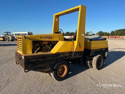 1988 Hyster C530A 9 Wheel Walec pneumatyczny