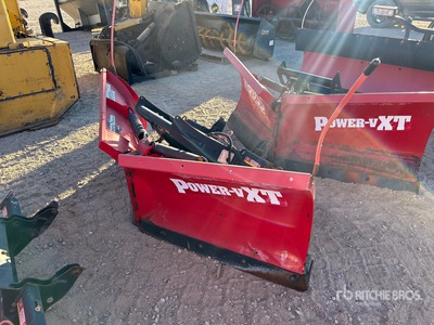 2011 Boss VXT 6 ft 6 in Power-V Schneepflug