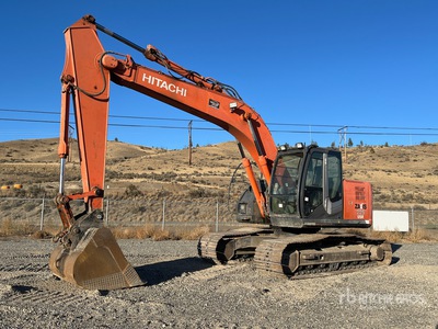 2013 Hitachi ZX225USR-3 Tracked Excavator