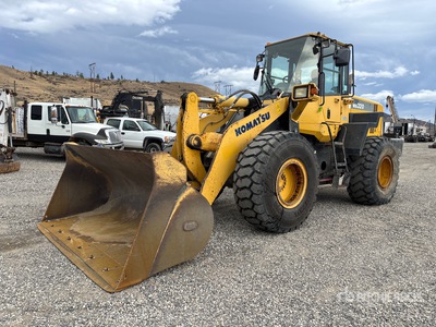 2011 Komatsu WA320-6 Wheel Loader