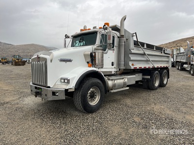 2007 Kenworth T800B 6x4 Camion à benne tandem