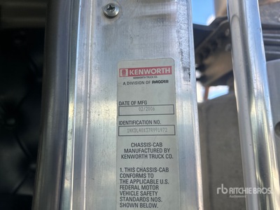 2007 Kenworth T800B 6x4 T/A Dump Truck
