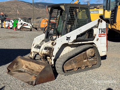 2006 Bobcat T140 لودر بجنزير