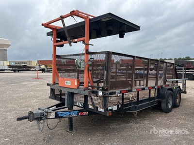 2014 Top Hat HH20X7-14E-F 20 ft T/A Utility Trailer