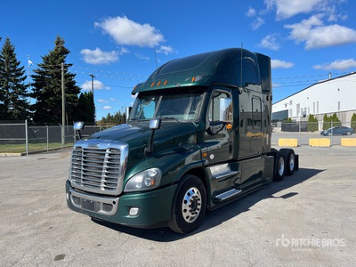 2016 Freightliner Cascadia 6x4 T/A Sleeper Truck Tractor