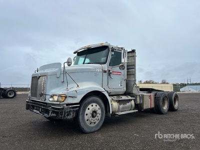 2001 International 9400i 6x4 T/A Day Cab Truck Tractor