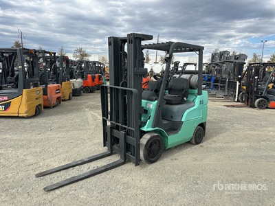 Mitsubishi FGC25N 4750 lb Cushion Tire Forklift