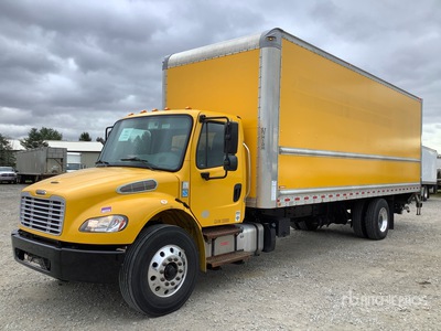 2020 Freightliner M2 106 4x2 شاحنة فان