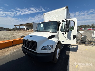 2021 Freightliner M2 106 4x2 Furgoneta caja cerrada