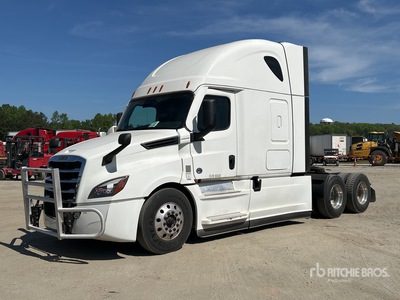 2021 Freightliner Cascadia 126 6x4 3- Achs Sattelzugmaschine mit Schlafkabine