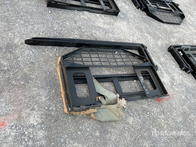 2025 GIYI GY-DHC Skid Steer Forks (Unused)