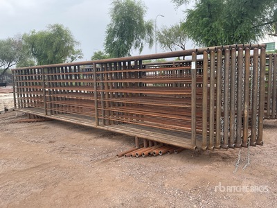 Quantity of Lone Star 26 ft Livestock Panel