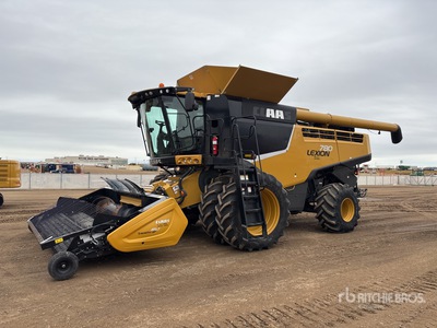 2013 Claas 780 حصادة مجمعة