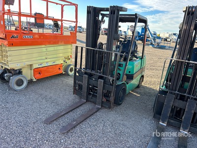 2002 Mitsubishi FGC30K 5300 lb Cushion Tire Forklift