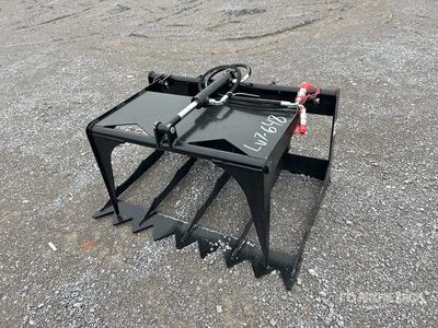 2025 GIYI GY-HWG44C 44 in Skeleton Mini Skid Steer Grapple Bucket (Unused)