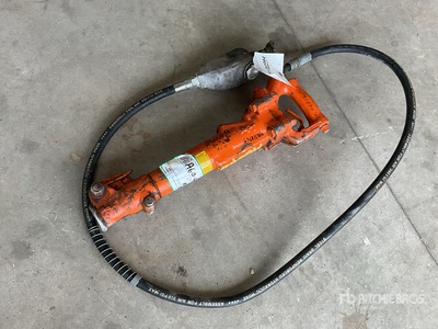 2020 APT 118 Clay Digger