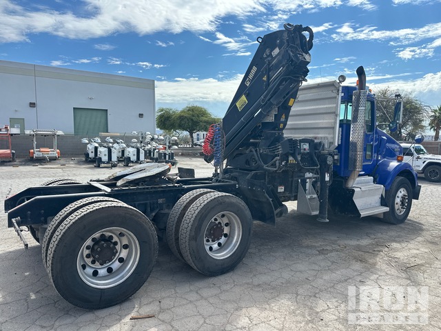 GRúA ARTICULADA 2013 KENWORTH HIAB 22040 LB