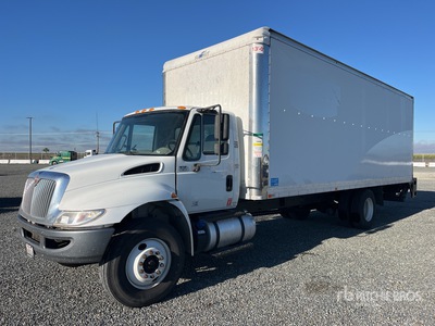 2018 International 4300 4x2 Van Truck