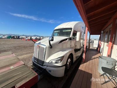 2022 Kenworth T680 6x4 Ciągnik siodłowy T/A z kabiną sypialną