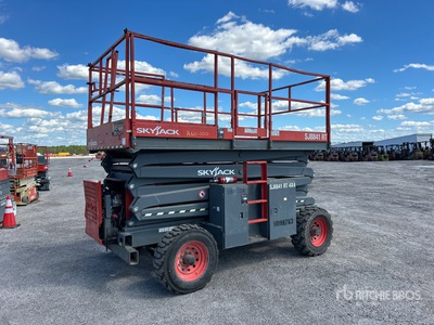 2016 Skyjack 8841 Diesel Scissor Lift