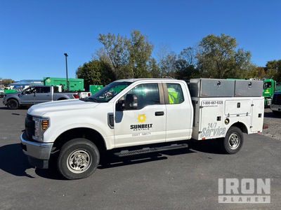 2018 Ford F-250 XL 4x4 Extended Cab Service Truck