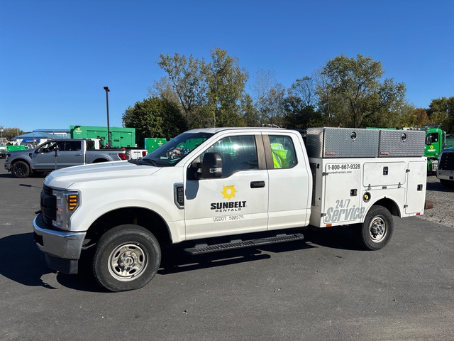 2018 Ford F-250 XL 4x4 Extended Cab Service Truck 2018 Ford F-250 XL 4x4 Extended Cab Service Truck