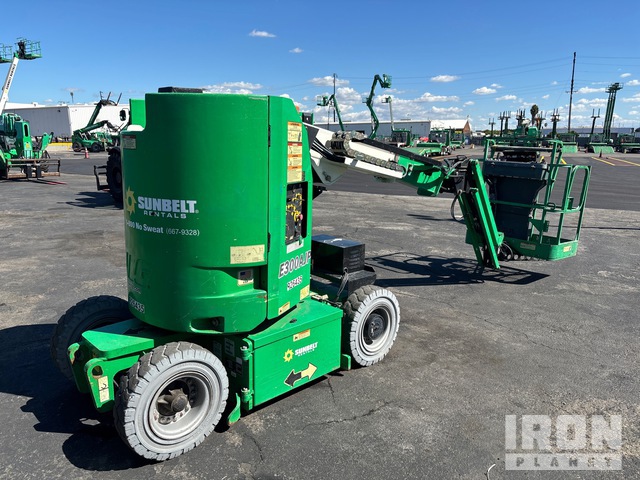 ELEVADOR ARTICULADO 2016 JLG E300AJP