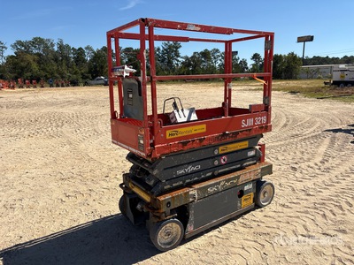 2018 Skyjack SJIII3219 Electric Scissor Lift (Inoperable)