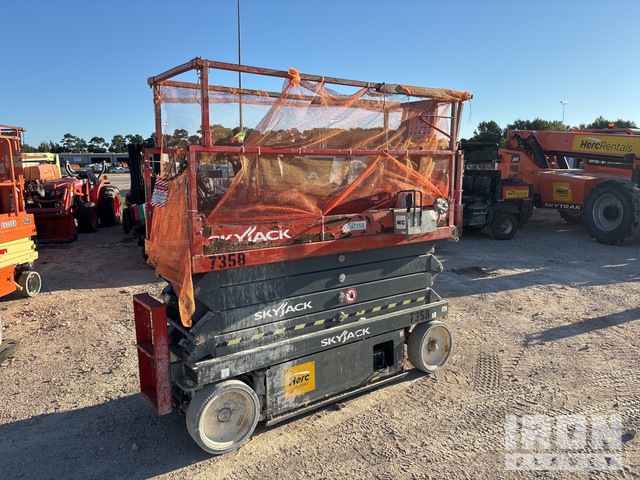 ELEVADOR TIJERA 2015 SKYJACK SJIII3226